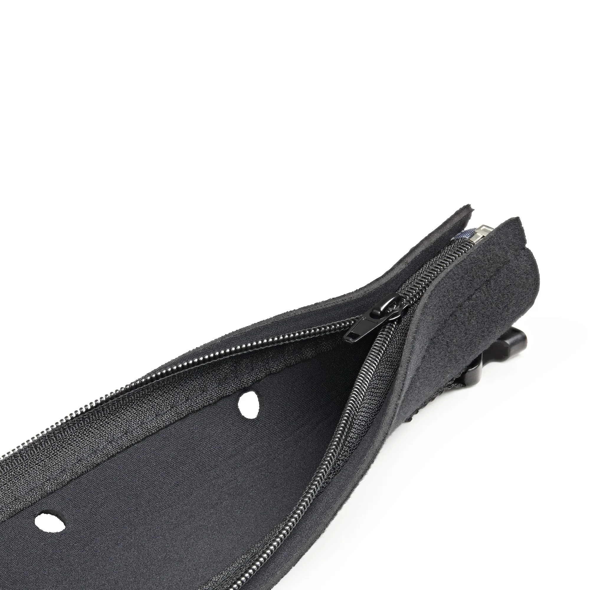 Startech.Com 40" (1M) Neoprene Cable Management Sleeve With Zipper & Buckle, 1.2" (3Cm) Diameter, Computer/Pc Power/Netw